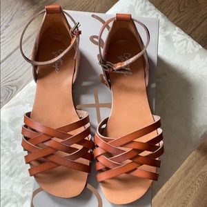 Crown Vintage Sandals with strap around ankle